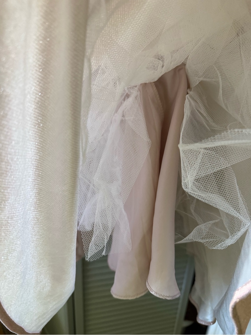 Elegant V-Neck Lace & Glitter Short Prom Dress - Blush - Picture 4 of 7